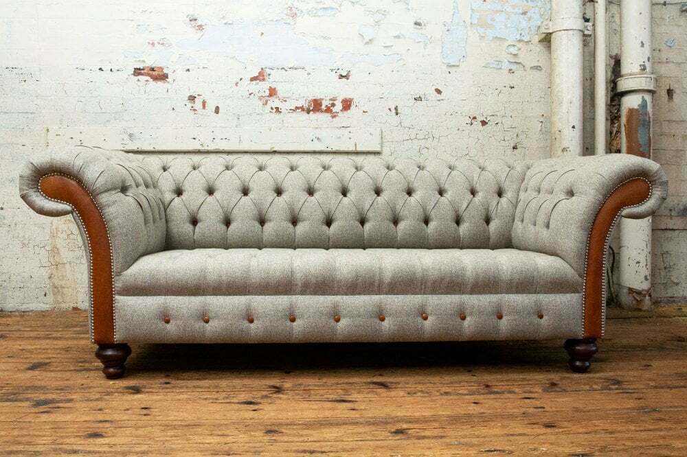 Chesterfield 3-seater Classic Luxury Baroque Rococo Couch Sofa Textile Couch