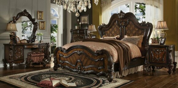 Royal classic baroque style bedroom set of massive double bed & 2x-bedside tables