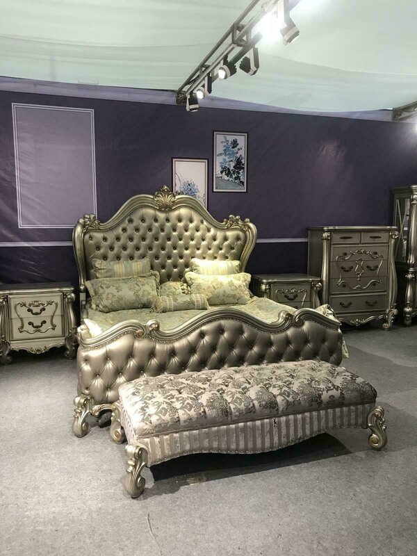 Baroque style made of real wooden massive double bed chesterfield design