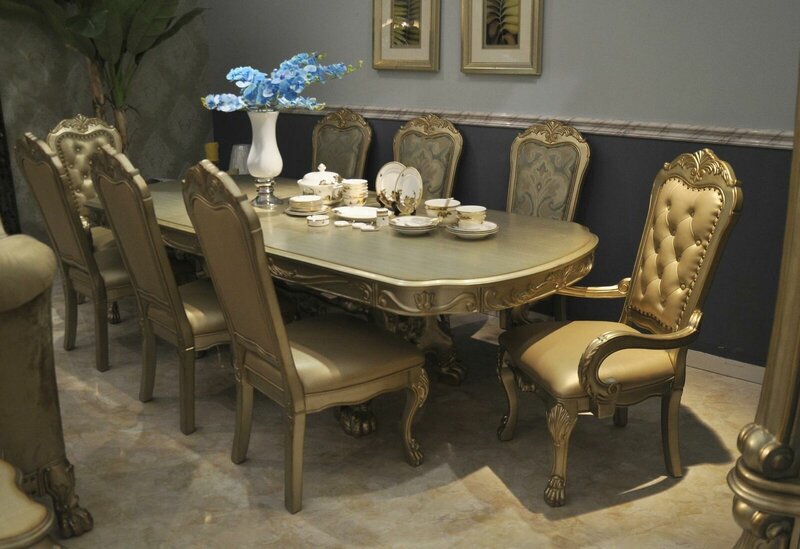 Baroque style made of real wooden dining/living room set of 6x-chairs & rectangular table