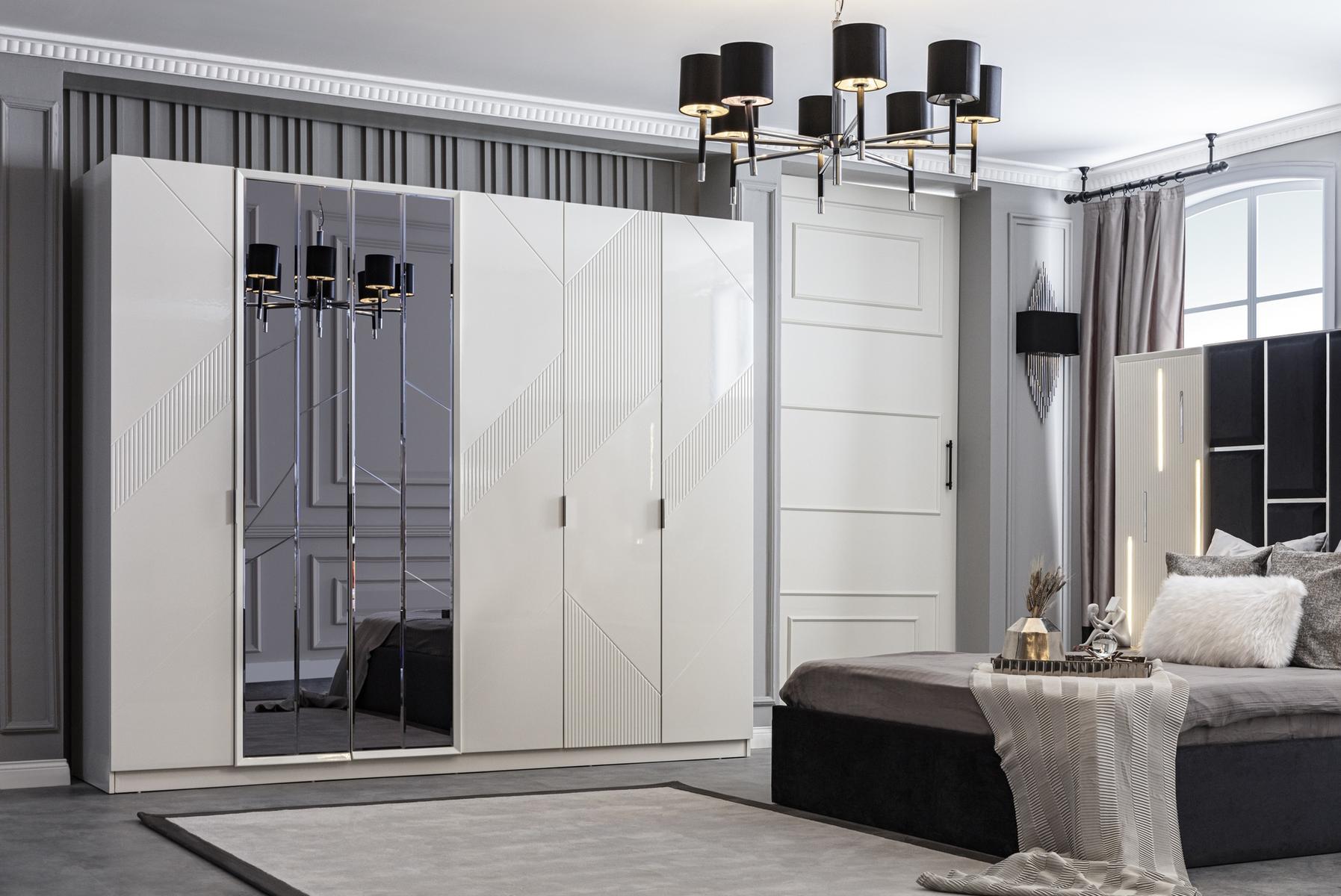 Designer White Wardrobe Exclusive Bedroom Wooden Wardrobe