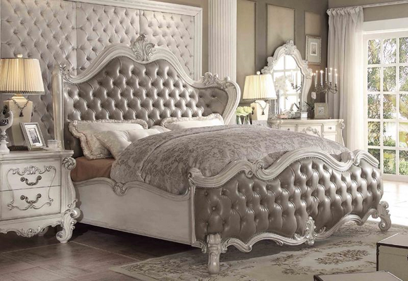 Designer classic rococo style double bed in chesterfield design made of real wooden frame