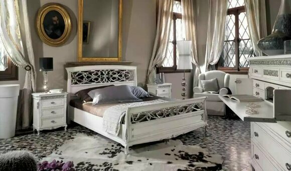 Luxury bedroom furniture 3 pieces. Set bed 2x bedside tables Modern design