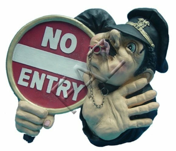 Decorative sculpture designed as policeman with no entry plate 40x46cm