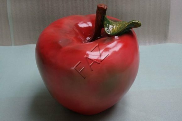 Decor garden sculpture designed as full red colored apple 45x43cm B395A