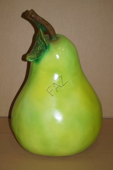 Design Pear Figurine Garden Statue Sculpture Figures Sculptures Decoration B396 New