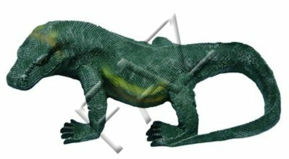 Decorative garden sculpture designed as a green colored motley komodo 19x60cm