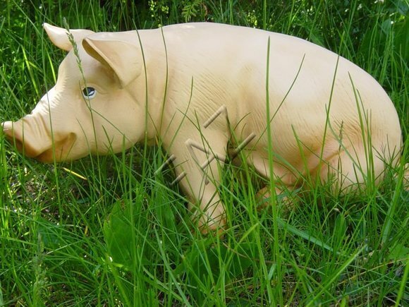 Garden decorative sculpture designed as light pink colored sitting pig 21x40x23cm c486