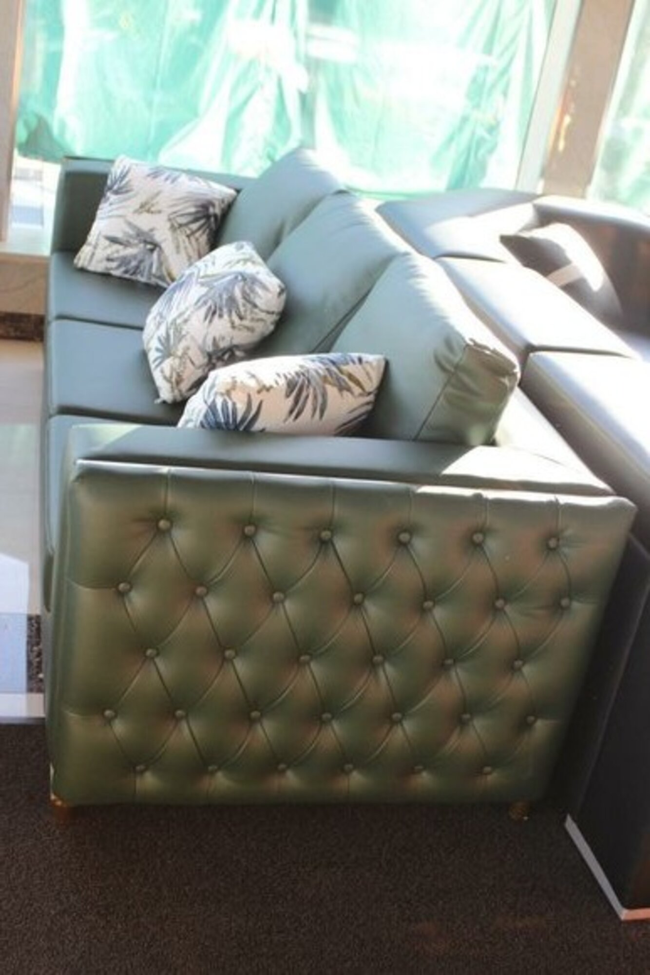 Luxury Three Seater Classic Couch Upholstery Furniture Green Sofas Immediately