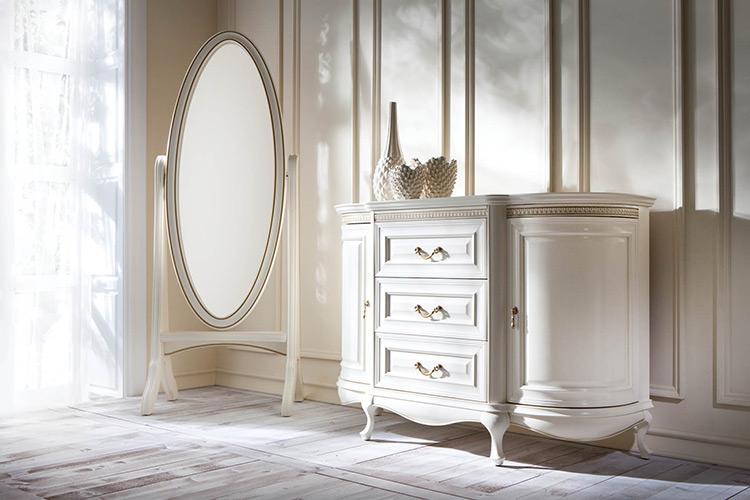 Classic make-up room with standing mirror and chest of drawers - Verona