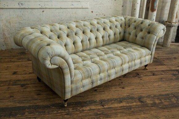 Chesterfield Sofa 3-Seater Beige Textile Upholstered Classic Living Room Couch Comfortable New