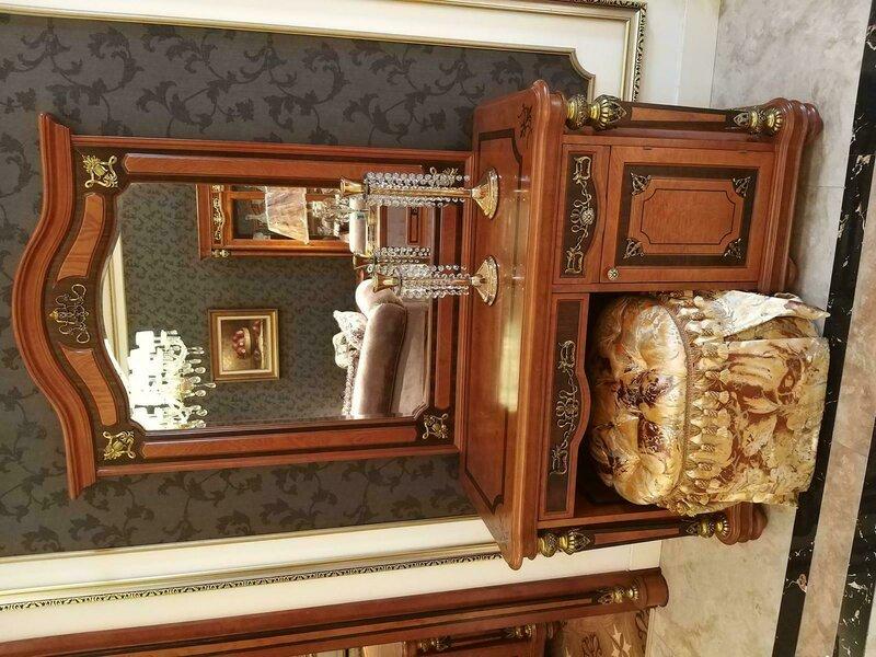 Baroque style made of real wooden set of dresing table & massive rectangular mirror