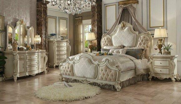 Baroque style bedroom set of chesterfield design double bed & 2x-bedside tables