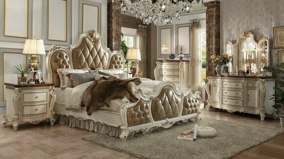 Bedroom set of chesterfield design double bed & 2x-bedside table in baroque style