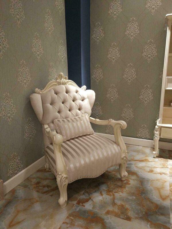 Rococo style made of real wooden living/dining room armchair chesterfield design