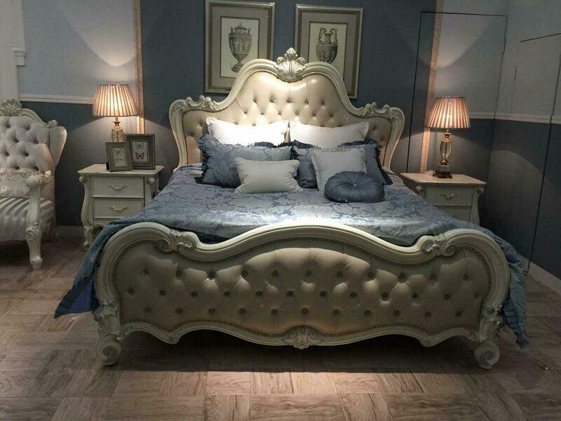 Baroque style made of real wooden massive double bed size 180x200cm Chesterfield design