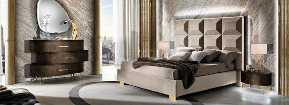 Bed set design classic luxury beds bedside table chest of drawers 4 pieces. bedroom