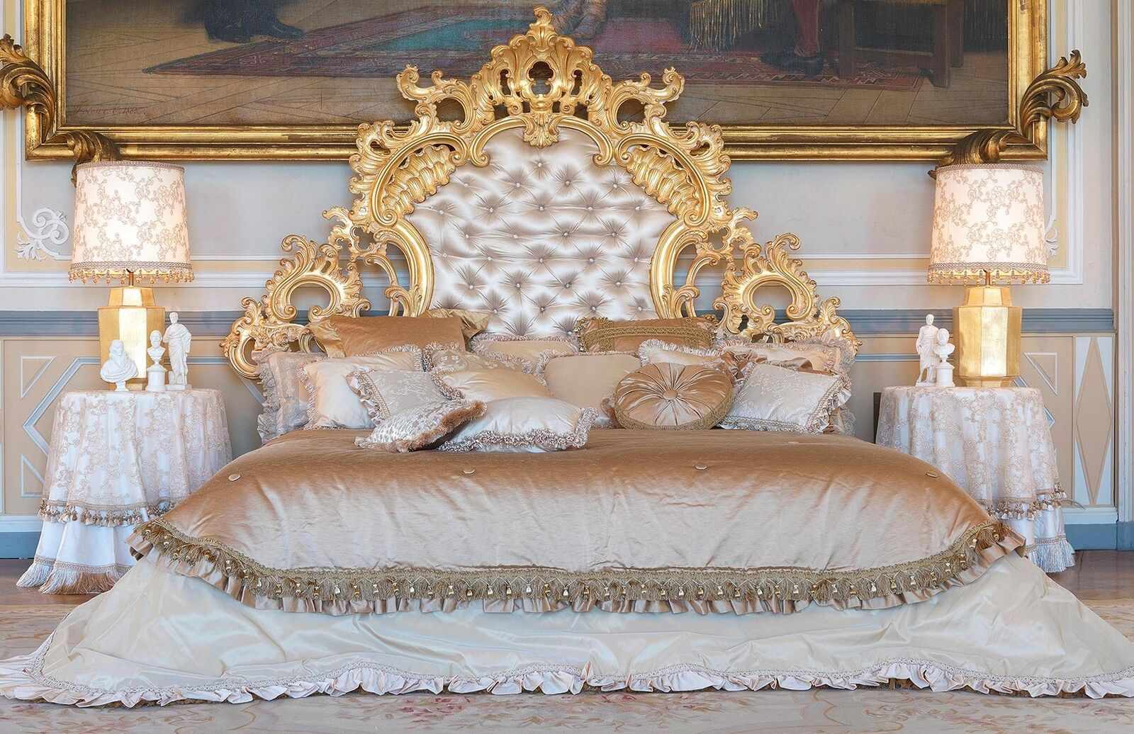 Chesterfield Bed Italian Furniture Baroque Rococo Gold Leather Beds