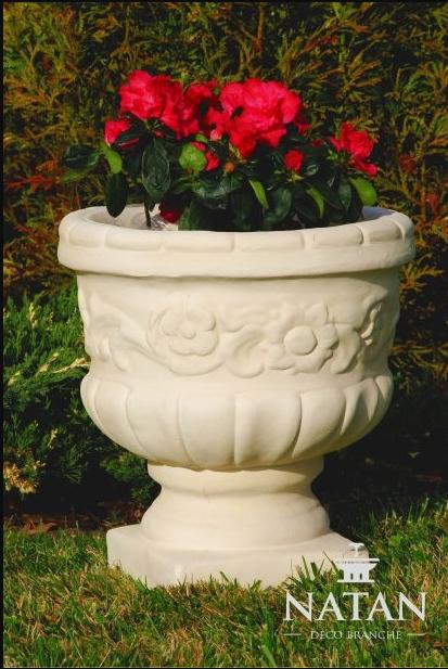 Ornamental garden flower vase-pot with patterns made of weather-resistant cement