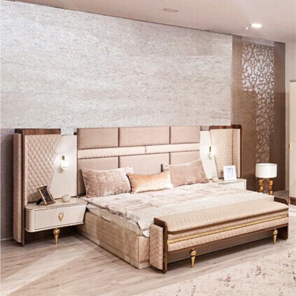 Bedroom Set Luxury Design Bed 2xNightstands Modern Furnishings