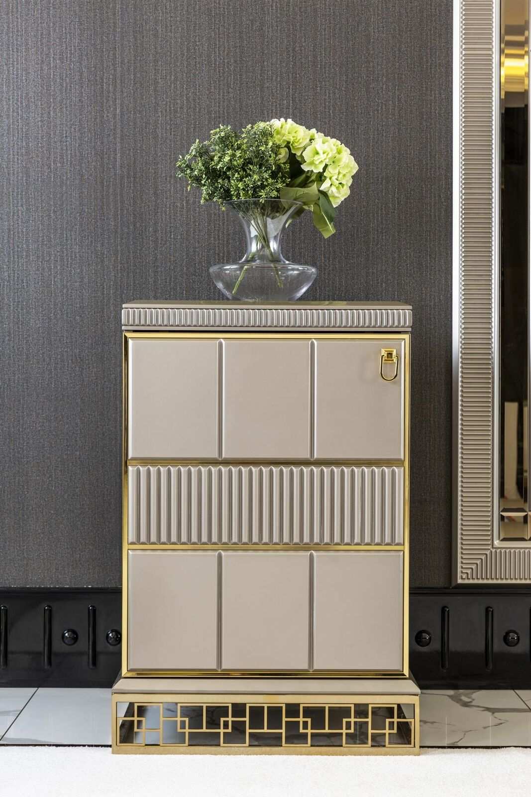 Chest of drawers beige luxury cabinet elegant chests of drawers style modern furniture beautiful new