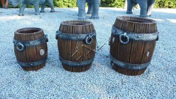 Outside deco figure designed as a round wooden barrel in various sizes