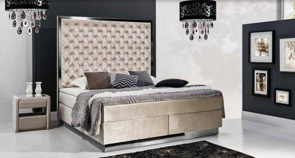 Modern style design double bed with massive chesterfield design backrest made of real wooden frame