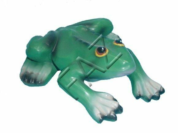 Decorative sculpture designed as natural green colored frog 8x24cm c204