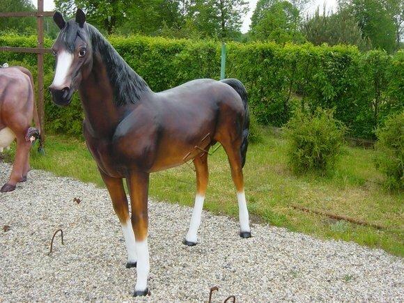 Brown horse figurine decorative sculpture statue 230cm length