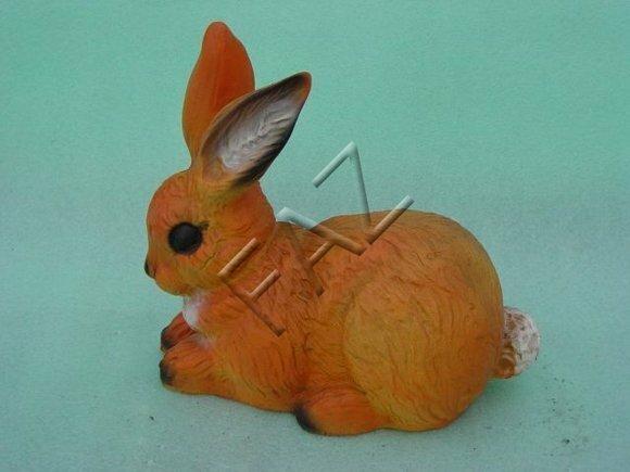 Dark orange colored bunny with round big black eyes decorative sculpture 20x25cm c437