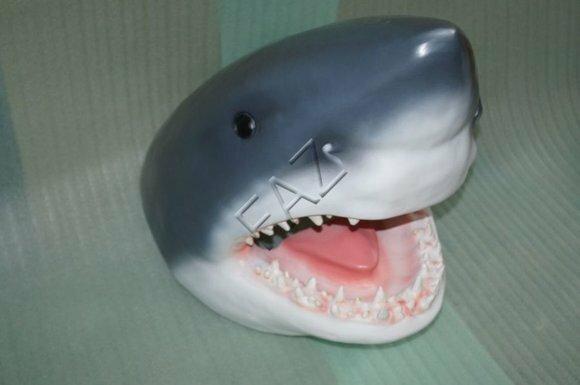 Decorative gloss figure designed as a white shark head 65x85x60cm