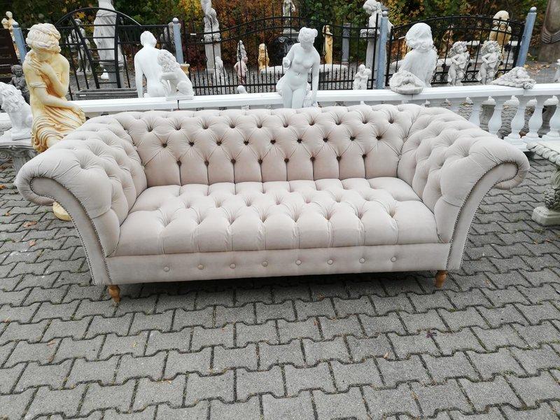 Chesterfield 3-Seater Classic Sofa Wide Upholstered Textile Luxurious Design Living Room Light Pink