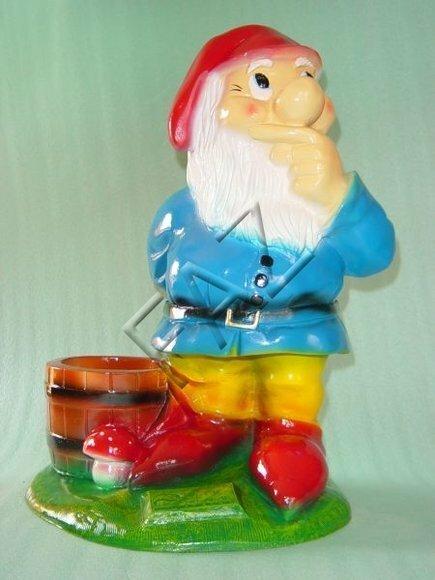 Decor figure designed as a pensive dwarf with a wooden bucket 50cm